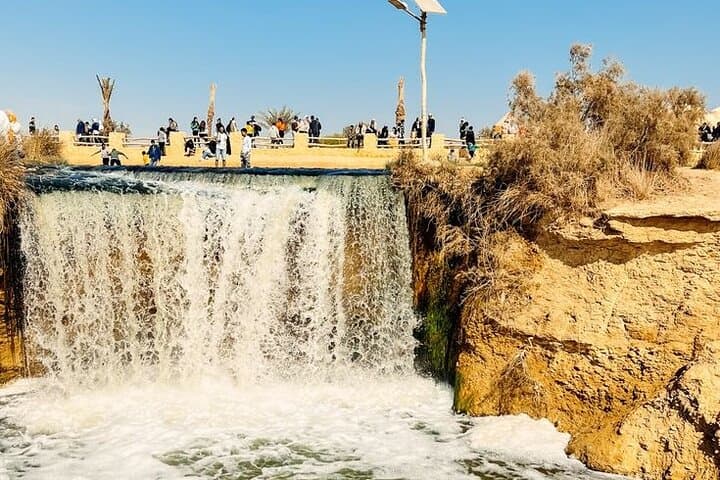 Cairo to Fayoum: Wadi El Rayan Desert Safari, Sandboarding & Felucca Ride