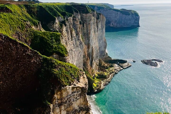 Étretat Cliffs and Monet’s Gardens Private Tour from Paris with Gourmet Picnic photo 4