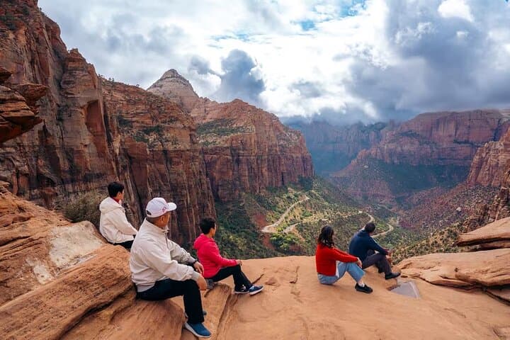 Private Guided Photography and Walking Tour in Zion National Park