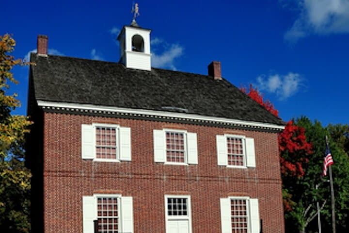York Revolutionary Self-Guided Walking Tour — Downtown Audio GPS Walk photo 3