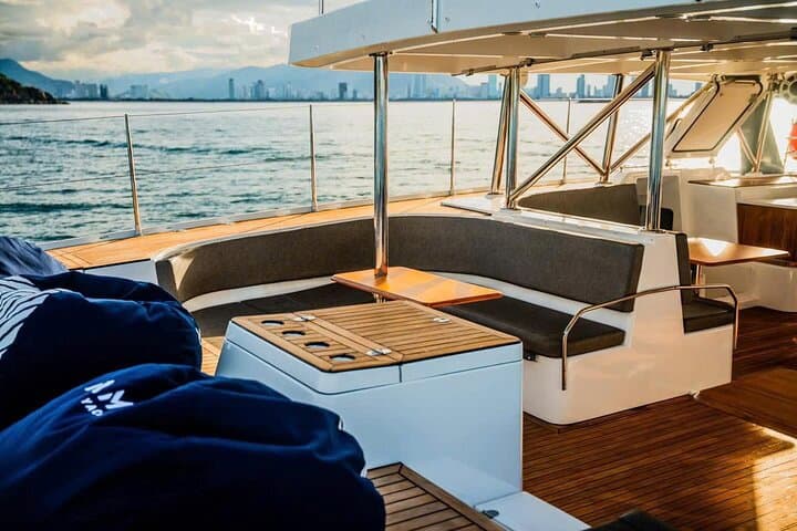 Marmoris Luxury Yacht Sunset Cruise in Nha Trang Bay photo 2