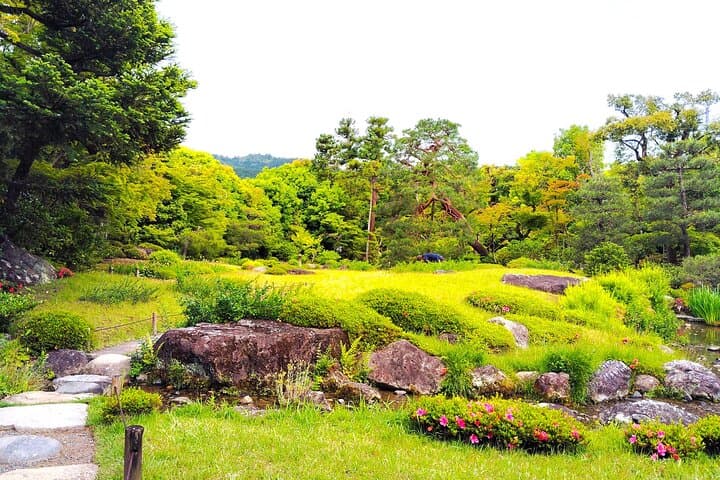 murinan-garden-tour-kyoto-matcha-tea-serene-garden-philosophy photo 4