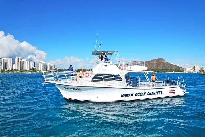 Waikiki Turtle Canyon Snorkel — Small-Group Boat Trip with Turtle Guarantee photo 4