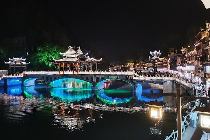 5-Day Avatar Mountains & Ancient Towns — Zhangjiajie Cableway, Glass Bridge & Tianmen photo 6
