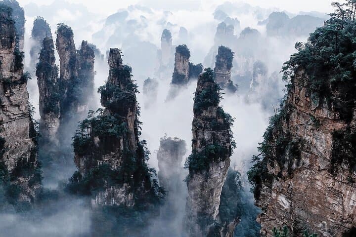 Zhangjiajie Ultimate Highlights: Glass Bridge, Bailong Elevator & Tianzi Cable Car photo 3