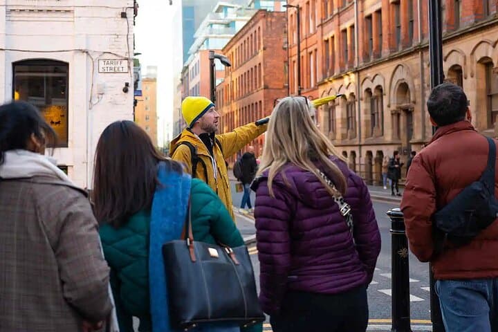 Oasis Wonderwalk Tour Manchester: Iconic Oasis Walking Tour & Music Landmarks photo 2