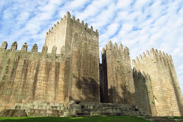 Medieval Guimarães Legends Quest: Self-Guided Exploration Game and Tour photo 3