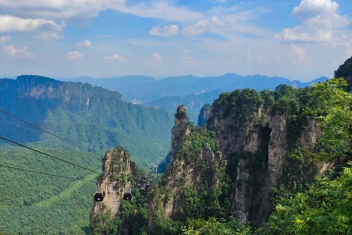 Zhangjiajie 2-Day Highlights: Glass Bridge, Bailong Elevator & Tianmen Cable Car photo 3
