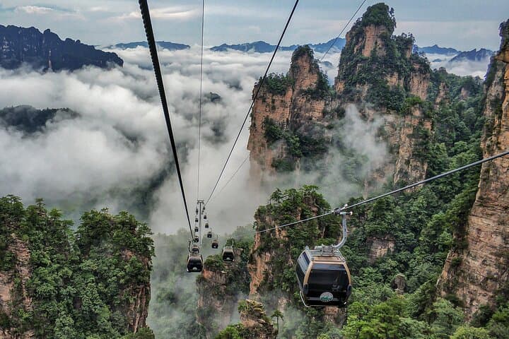 Zhangjiajie 2-Day Highlights: Glass Bridge, Bailong Elevator & Tianmen Cable Car