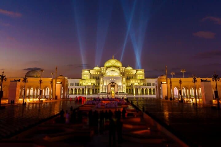 Abu Dhabi All-in-One: Sheikh Zayed, Corniche & Cultural Highlights Tour photo 6