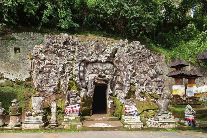 Elephant Cave & Hidden Waterfalls — Private All-Inclusive Day Tour in Bali photo 2