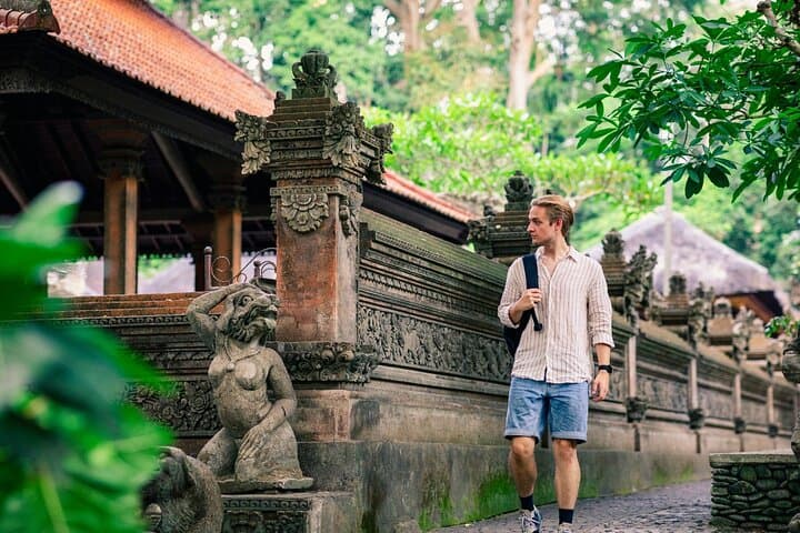 Ubud Full-Day: Waterfalls, Rice Terraces, Monkey Forest & Holy Water Temple photo 6