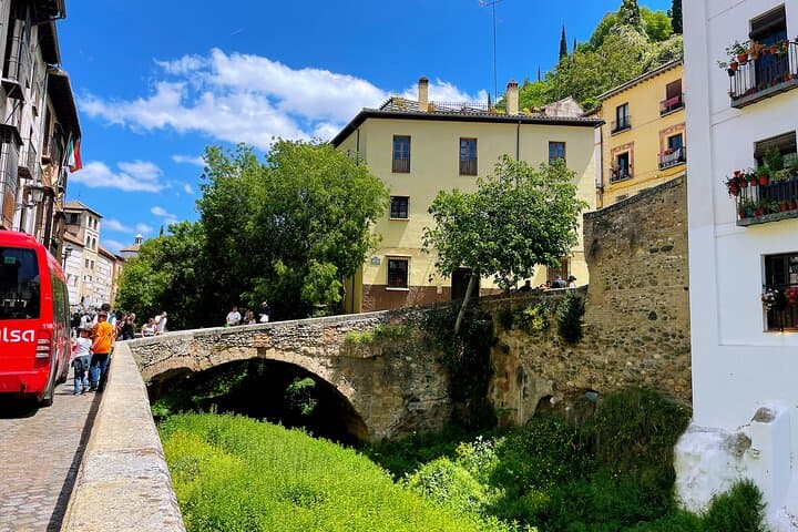 Self-Guided Granada Scavenger Hunt: Puzzle Your Way Through the Old City photo 2