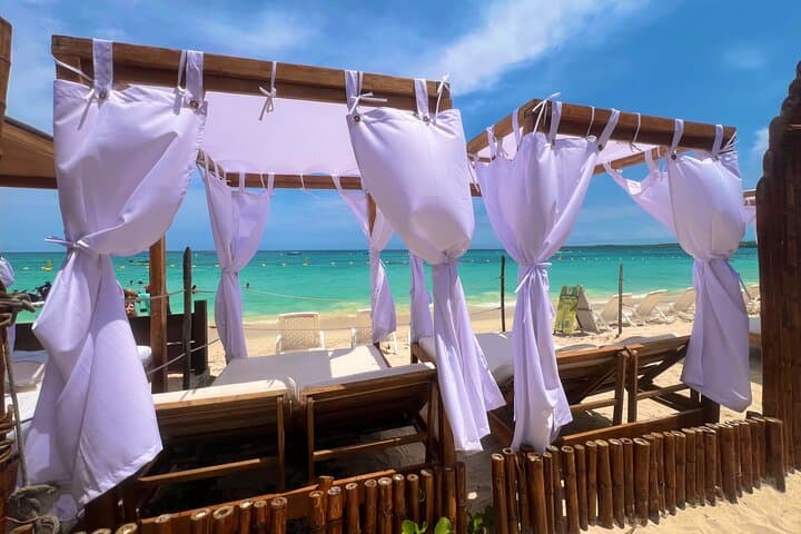 Full-Day Mambo Beach Club at Playa Blanca — Day Trip from Cartagena photo 2