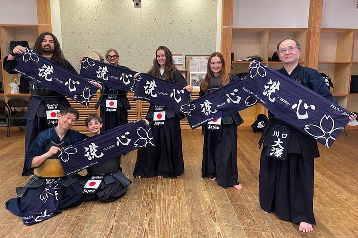Hands-On Kendo in Saitama: Learn Sword Etiquette and Bushido photo 3