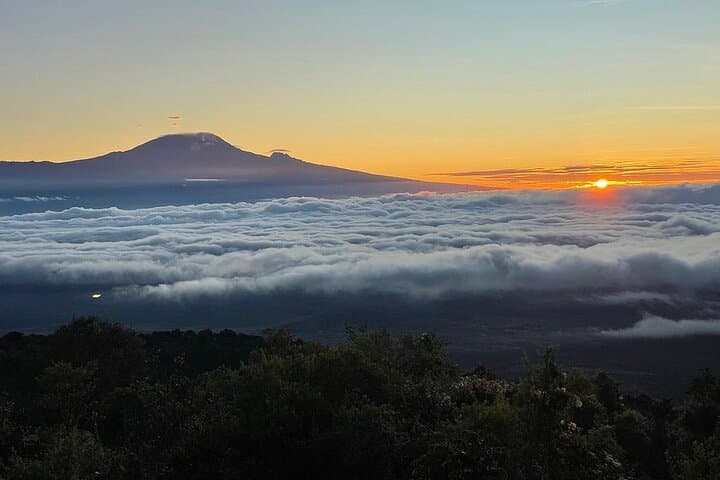 4-Day Mount Meru Hike — Scenic Kilimanjaro Acclimatization Trek photo 2