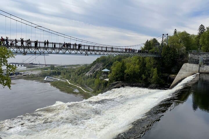 Old Québec to Montmorency Falls — Private Chauffeur-Guided 3-Hour Tour photo 3