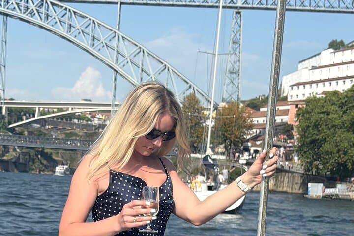 Douro 6-Bridges Cruise: Port Wine, Pastel de Nata & Sunset on the River photo 4