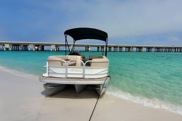 Pontoon Rentals to Crab Island: Destin’s Emerald Coast Sandbar Adventure