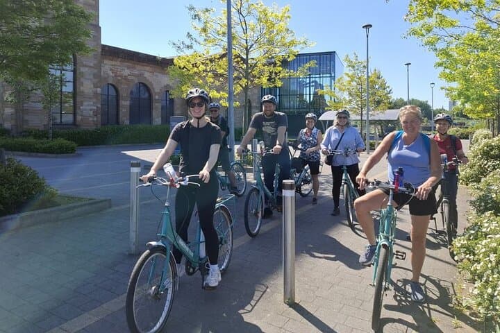 Glasgow City & Clyde Bridges Bike Tour — Explore Merchant City, Kelvingrove & Riverside by Bicycle