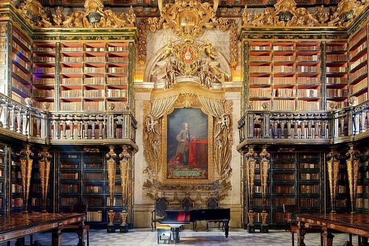 Fátima, Coimbra & Aveiro Day Tour from Lisbon or Porto — Sanctuary, University & Canals photo 4