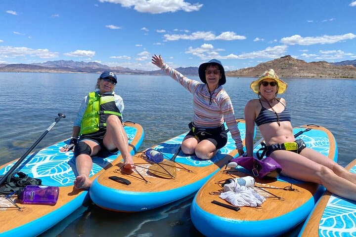 Lake Mead Paddle Board Rental: Direct Beach Access & Flexible Start Times photo 4