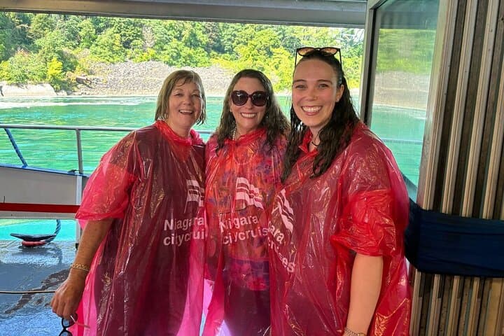 3-Day Niagara Falls & Toronto Private Car Tour — Hornblower Cruise, Journey Behind the Falls, CN Tower photo 4