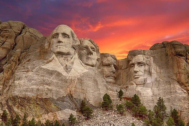 Twilight Tour to Custer State Park and Mt Rushmore Lighting Ceremony