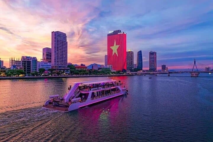 Han River Evening Cruise & Da Nang Charming Show: Nightlife, Bridges, and Culture photo 2