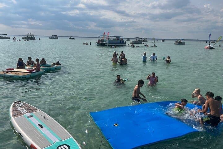 Pontoon Rentals to Crab Island: Destin’s Emerald Coast Sandbar Adventure photo 6