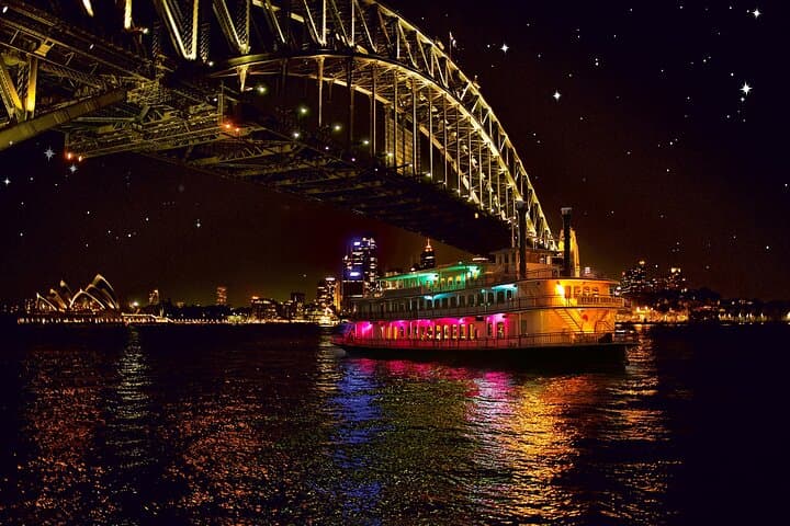 Paddlewheeler Cabaret Dinner Cruise on Sydney Harbour