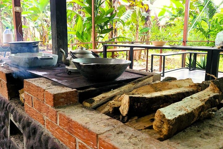 La Fortuna Farm Cooking Class and Night Frog Walk: Farm-to-Table Culture & Rainforest Wildlife photo 3