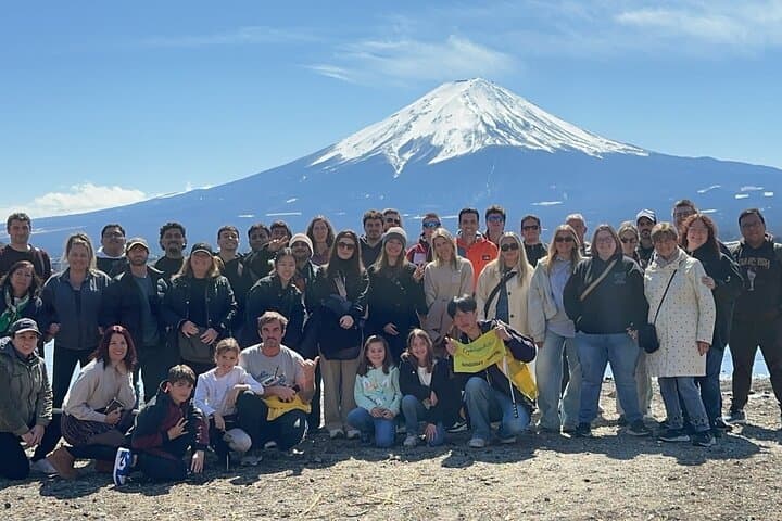 Mount Fuji One-Day Photo Tour from Tokyo — Arakurayama, Oshino Hakkai & Lake Kawaguchi photo 6
