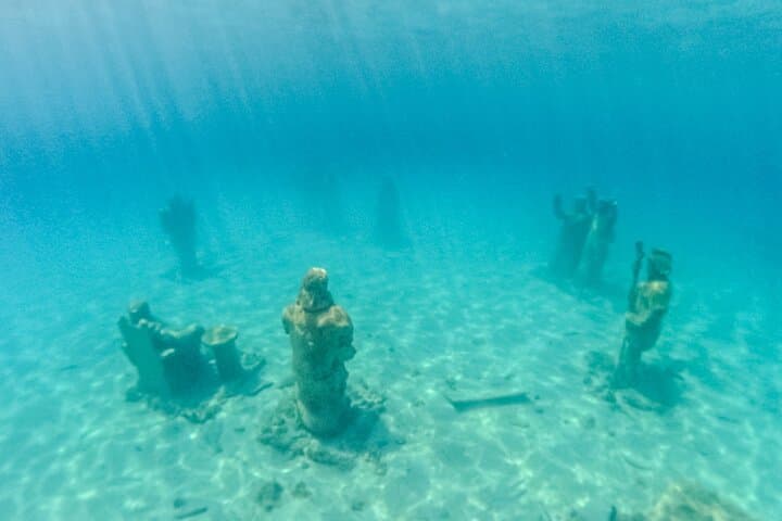Private Sea Tour to the Underwater Museum, Blue Lagoon, Šolta & Trogir photo 2