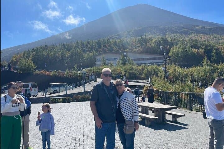 Mt Fuji & Hakone Private Day Tour from Tokyo — 5th Station, Lake Ashi & Ropeway photo 6