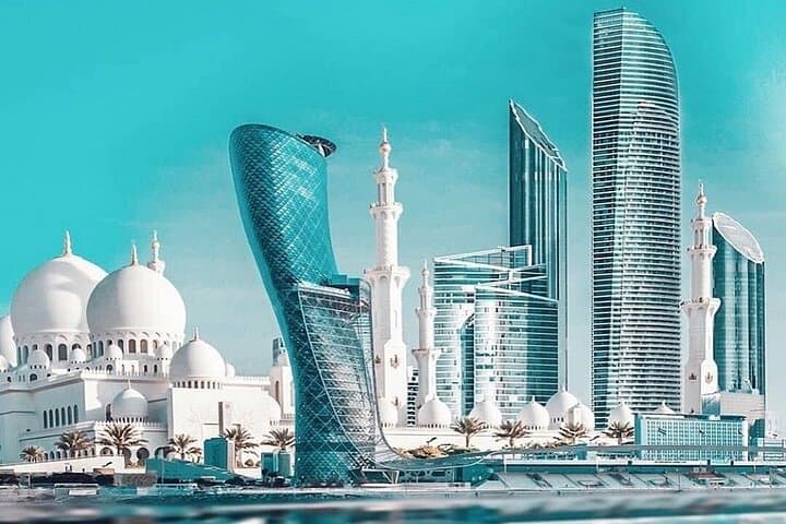 Abu Dhabi in a Day: Sheikh Zayed, Louvre, Corniche & Yas Island