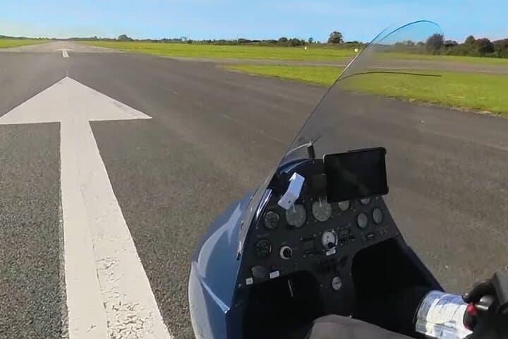 Gyrocopter Coastline Flight: Brighton to Beachy Head in One Hour photo 5