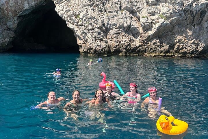 Nice Half-Day Boat Tour to Mala Cave and Villefranche photo 3