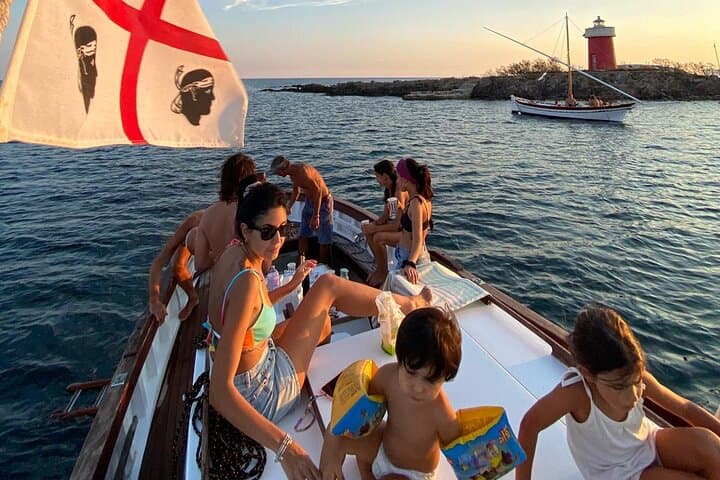 Alghero Sunset Sailing Tour with Aperitif: Vintage Boat, Snorkel & Capo Caccia Views photo 4