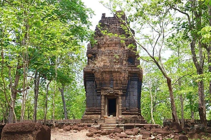 Beng Melea and Koh Ker: Full-Day Jungle Temple Tour from Siem Reap photo 2