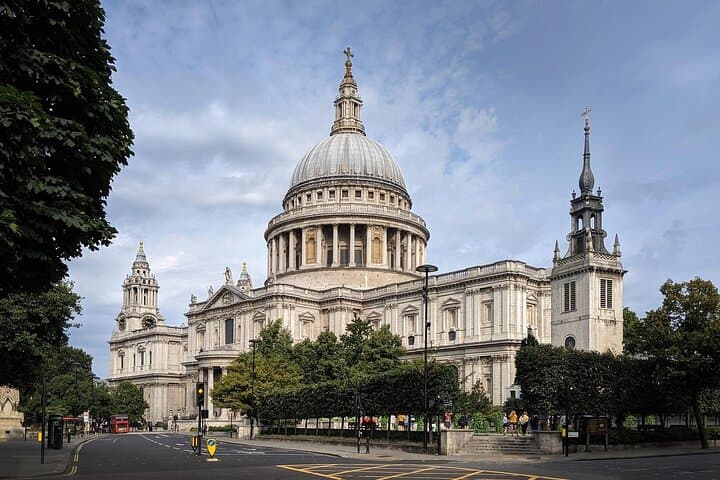Big London Exclusive Rickshaw Tour — Pedicab Highlights from Westminster to Tower Bridge photo 4