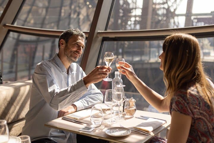 Eiffel Tower Madame Brasserie Late Lunch — First-Floor Dining with Seine Views