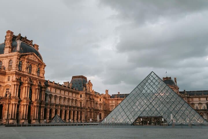 Louvre Museum in Paris — Entry Ticket & Audio Guide: How to Visit Like a Pro photo 2