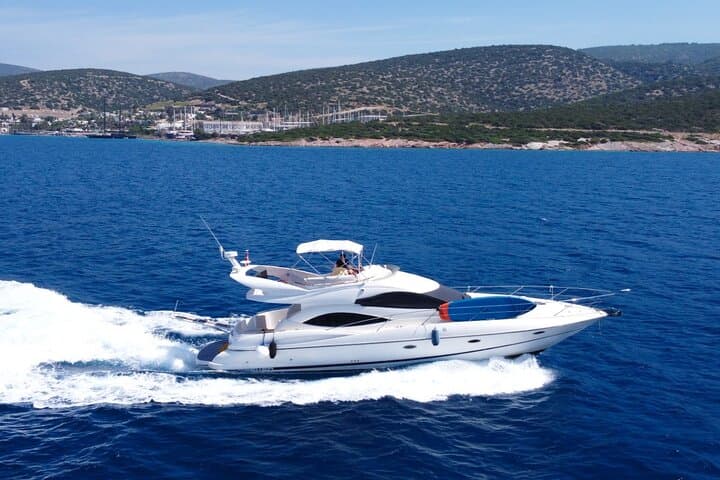 Bodrum Private Sunset Yacht Cruise with Dinner and Swim at Akvaryum Bay photo 4