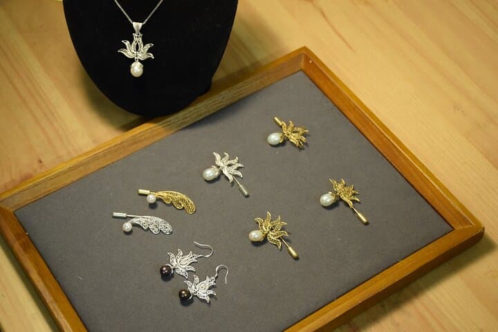 London Filigree Jewellery Workshop: Make Your Own Silver Filigree Piece photo 3