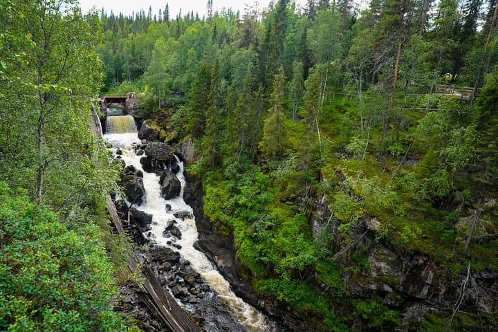 Auttikongas Wilderness Hike from Rovaniemi — Waterfall Trails in Lapland
