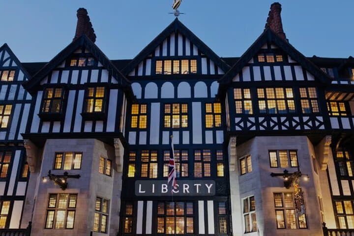 Create-your-own-lipstick-london-beauty-shopping-experience