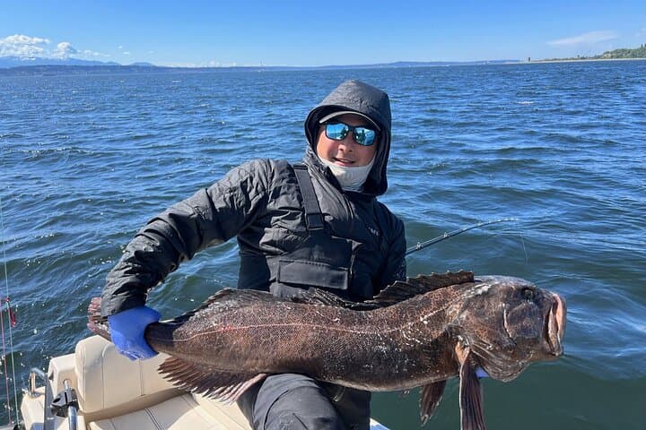 Mooching for Salmon on Puget Sound: Bite After Dawn Charter with Captain Kyle photo 3
