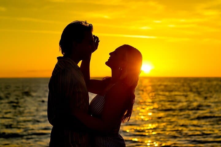 Sunset Beach Portraits: 30-Minute Express Photoshoot on St. Pete Beach