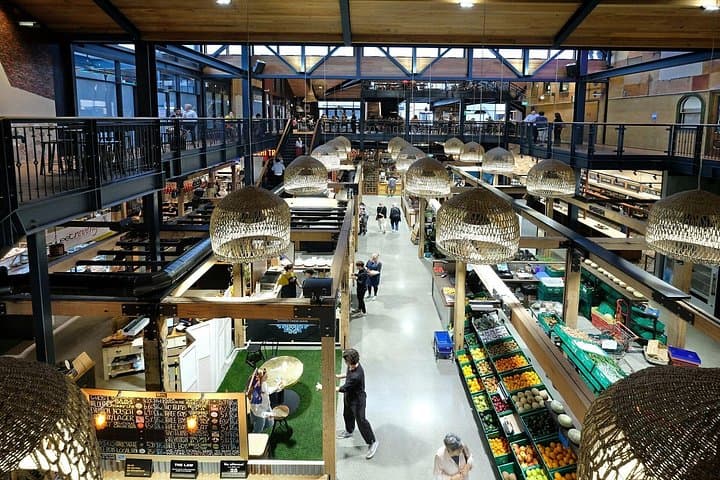 Half-Day Christchurch Highlights: Botanic Gardens, Avon River Punting & Gondola photo 2